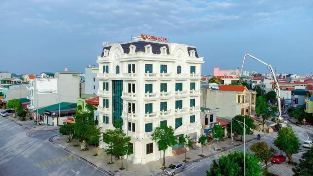 Khach San Hoa Dong Hotel Phu Ly Екстериор снимка