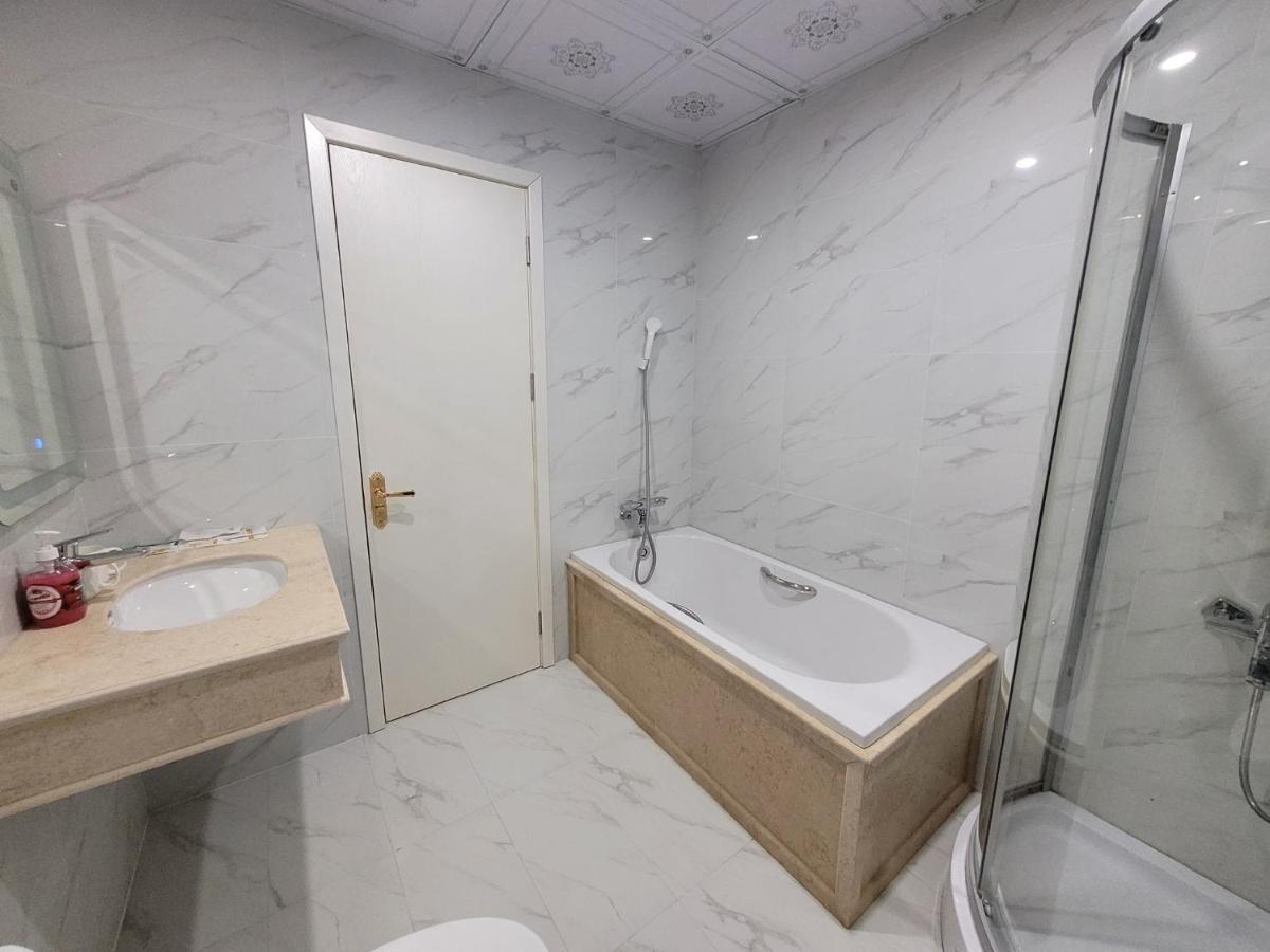 Khach San Hoa Dong Hotel Phu Ly Екстериор снимка