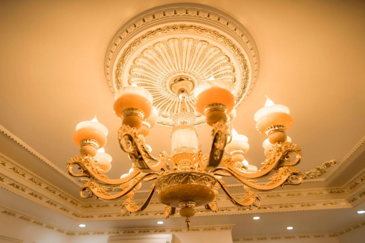 Khach San Hoa Dong Hotel Phu Ly Екстериор снимка